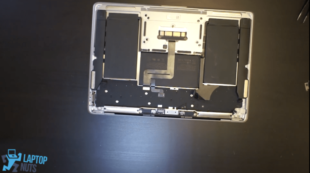 laptop-macbook-air-1932-core-i5-disassembly-take-apart-sell